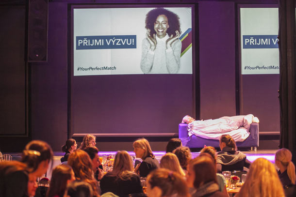 Ženy přijaly netradiční výzvu v rámci akce #YourPerfectMatchPrague a nechaly se inspirovat ke změnám ve svém životě 